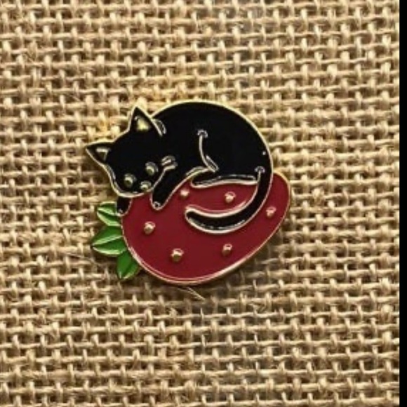 NEW Black Cat Hugging a Strawberry Enamel Pin - Picture 1 of 4